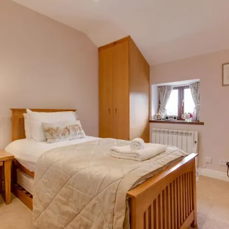 Sleeps 5 Wifi *